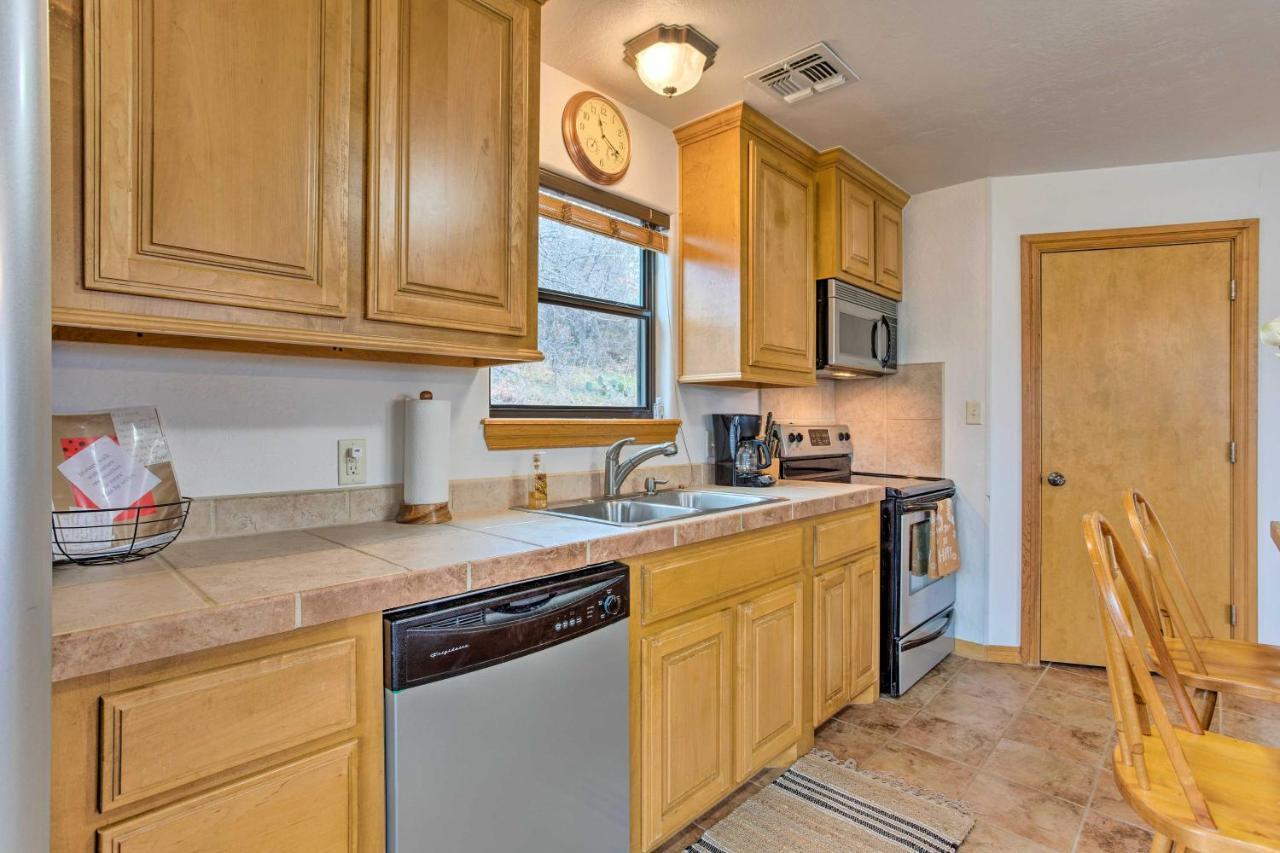 Medicine Park Cabin Rental With Mountain View Bagian luar foto