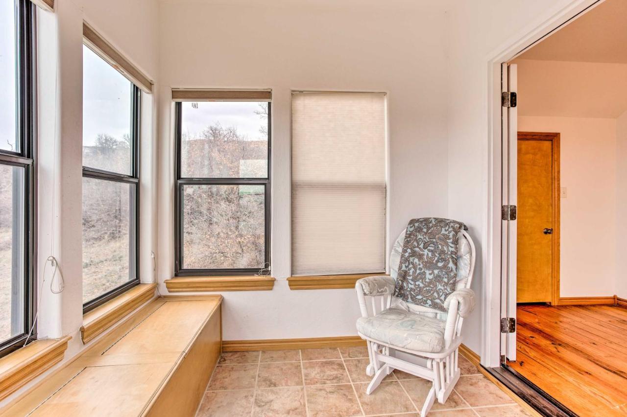 Medicine Park Cabin Rental With Mountain View Bagian luar foto